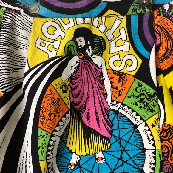 1960’s 1970’s Occult & Mysticism Print Skirt RARE - Picture 4 of 8